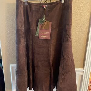 Eddie Bauer Dark Brown Suede Leather Women’s Gorgeous Skirt NWT Size 14